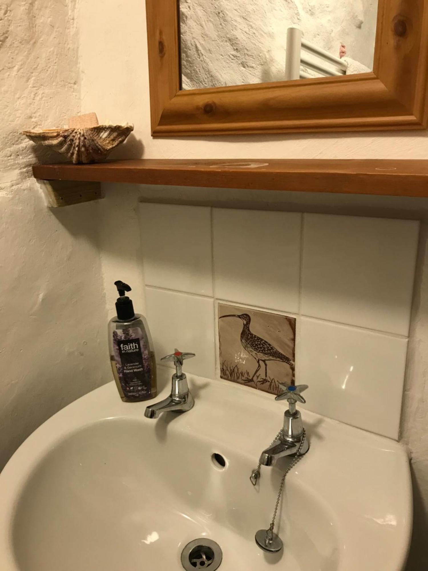 شقة Tiny Cosy Snug Manorowen المظهر الخارجي الصورة